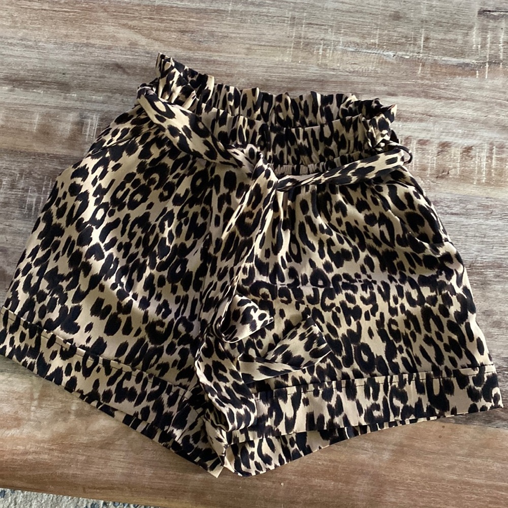 Tyche adorable cheetah print shorts.